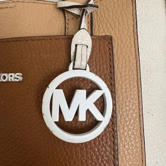 Michael Kors Tricolor Leather Gemma Small Tote Bag - Picture 5 of 16